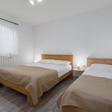Apartmani Martincic Novigrad Istria Exteriör bild