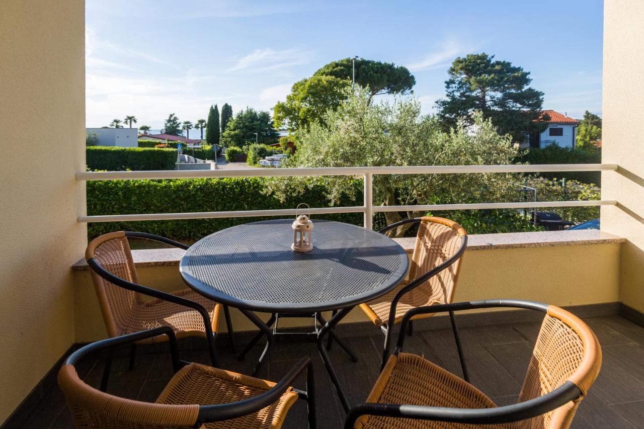 Apartmani Martincic Novigrad Istria Exteriör bild