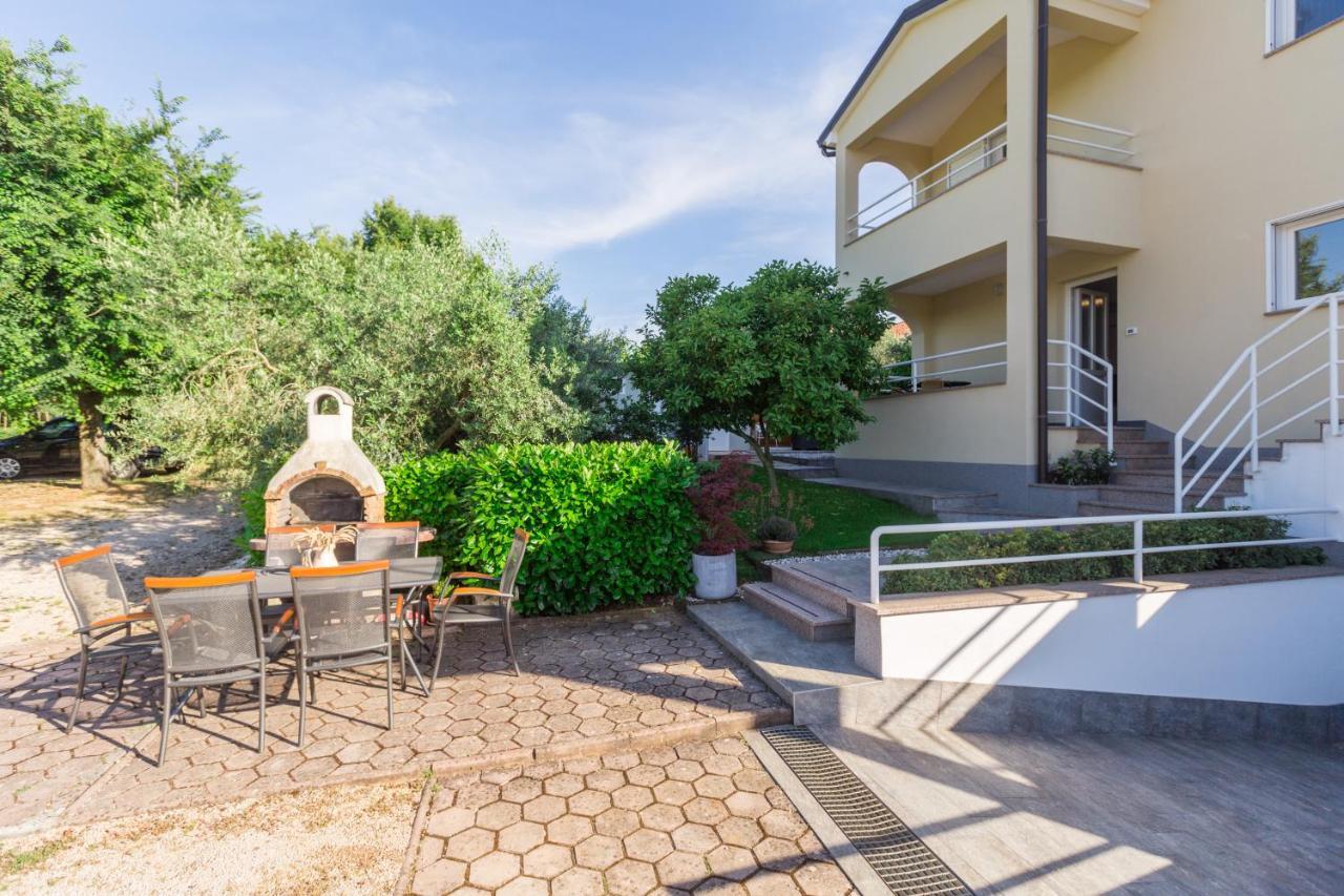Apartmani Martincic Novigrad Istria Exteriör bild