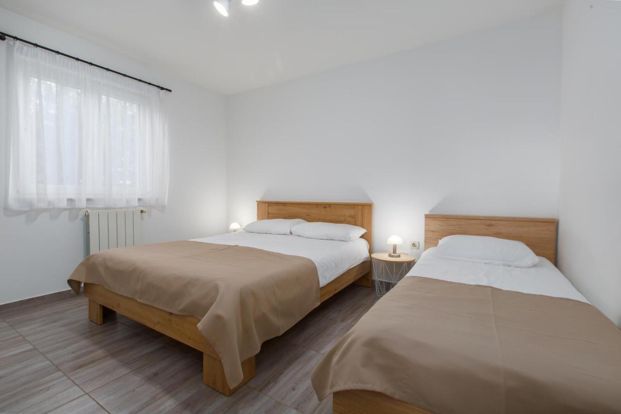 Apartmani Martincic Novigrad Istria Exteriör bild