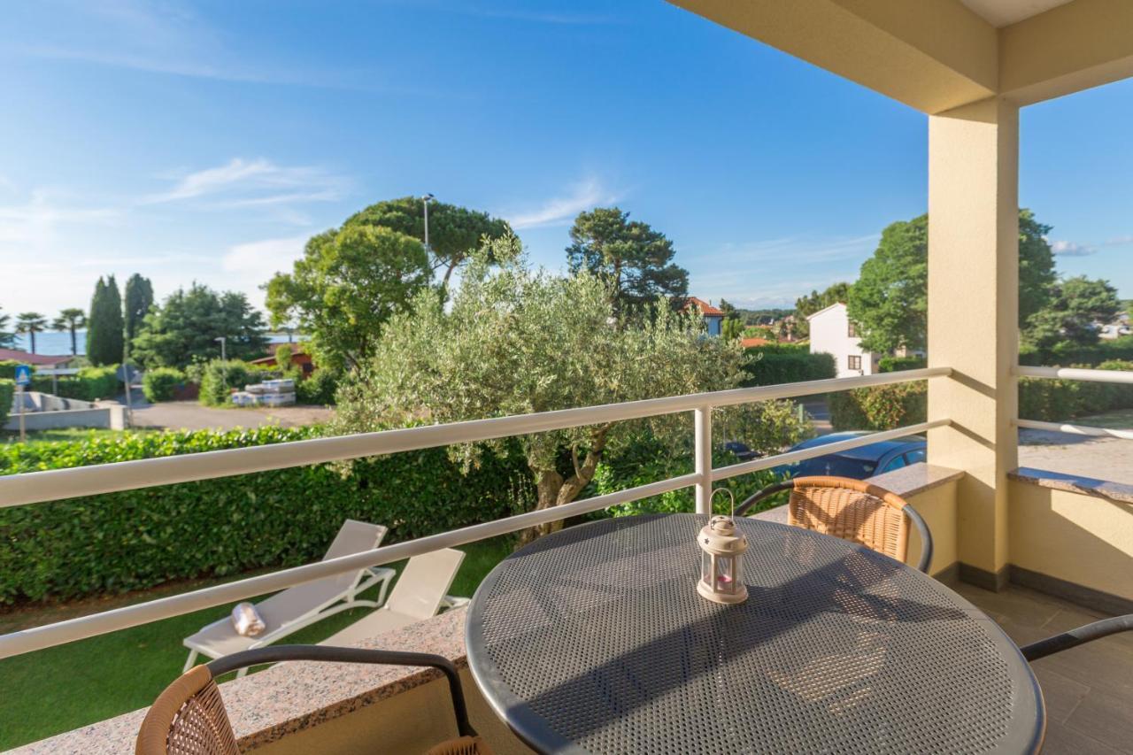 Apartmani Martincic Novigrad Istria Exteriör bild